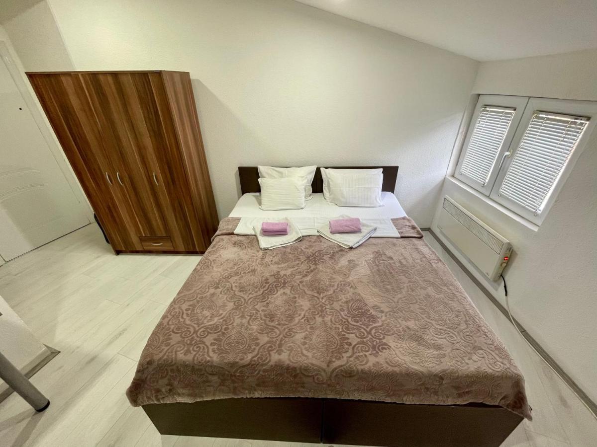 Apartmani Aleksandra U Centru Grada Kragujevac Zewnętrze zdjęcie