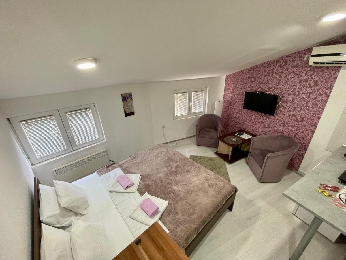 Apartmani Aleksandra U Centru Grada Kragujevac Zewnętrze zdjęcie