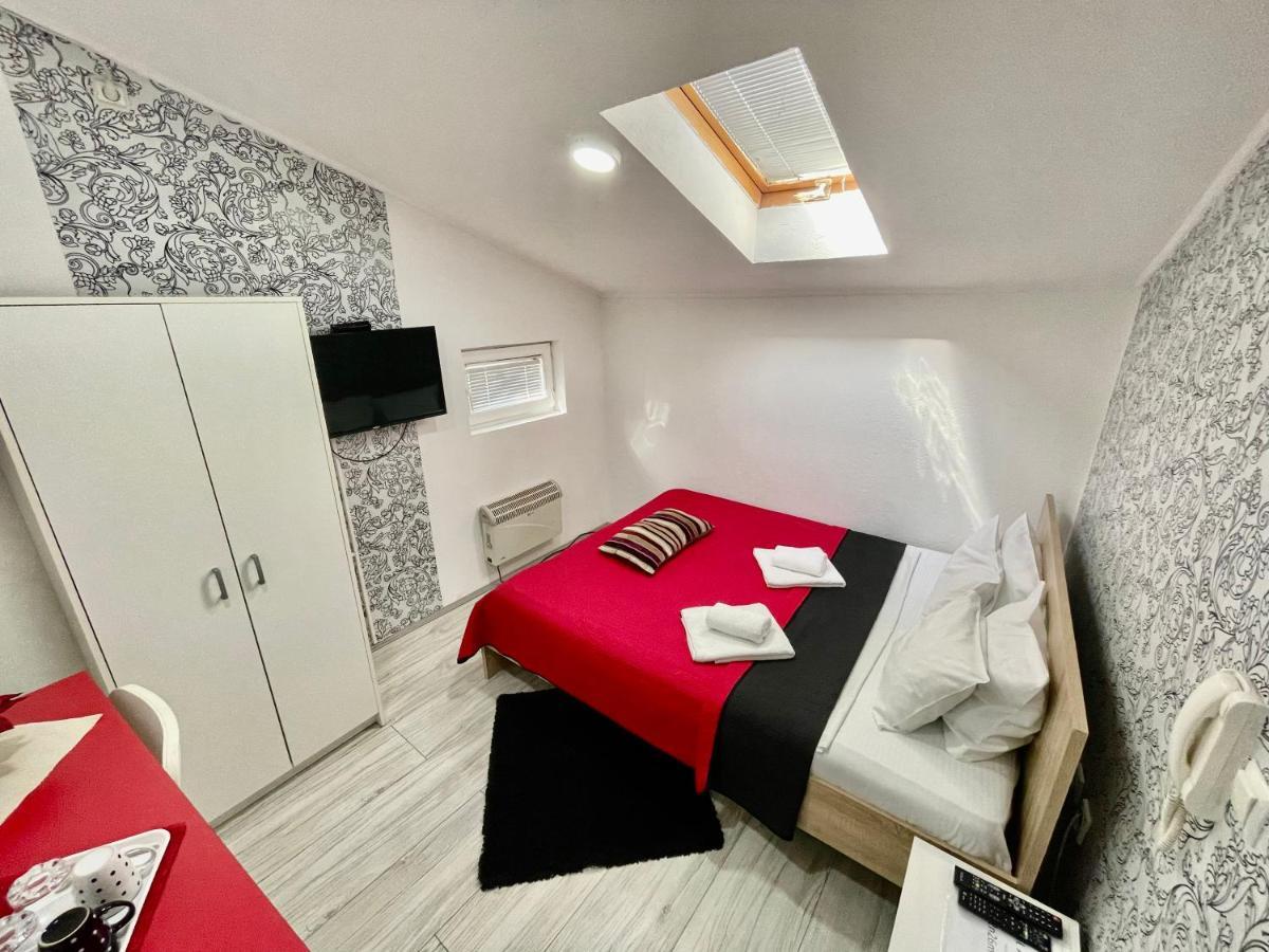 Apartmani Aleksandra U Centru Grada Kragujevac Zewnętrze zdjęcie