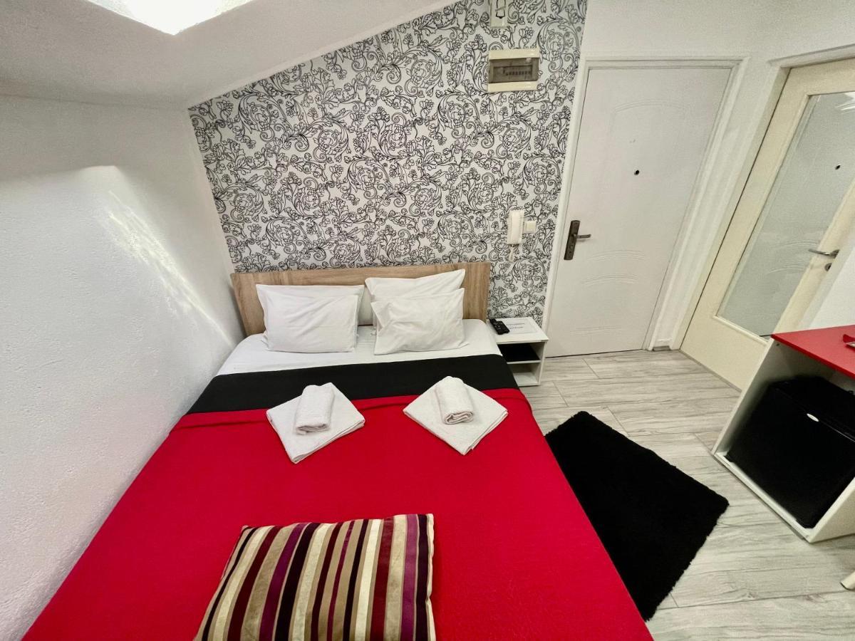 Apartmani Aleksandra U Centru Grada Kragujevac Zewnętrze zdjęcie