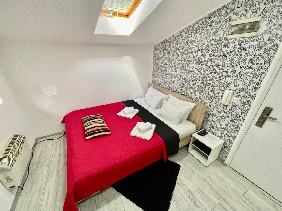 Apartmani Aleksandra U Centru Grada Kragujevac Zewnętrze zdjęcie