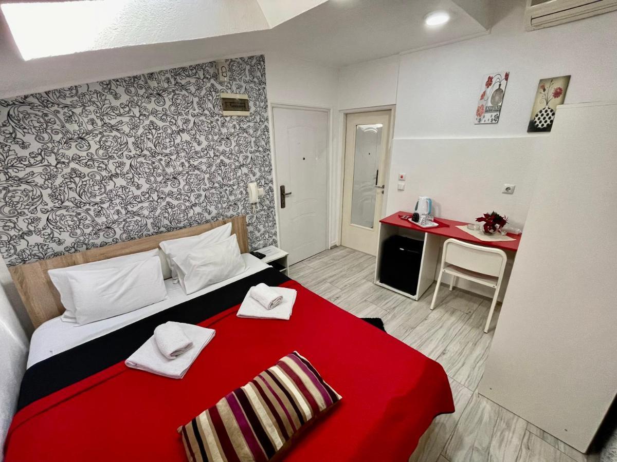 Apartmani Aleksandra U Centru Grada Kragujevac Zewnętrze zdjęcie