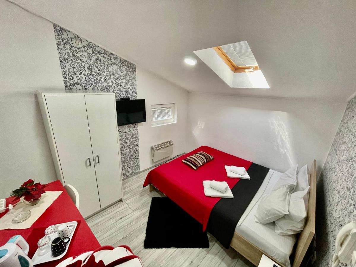 Apartmani Aleksandra U Centru Grada Kragujevac Zewnętrze zdjęcie