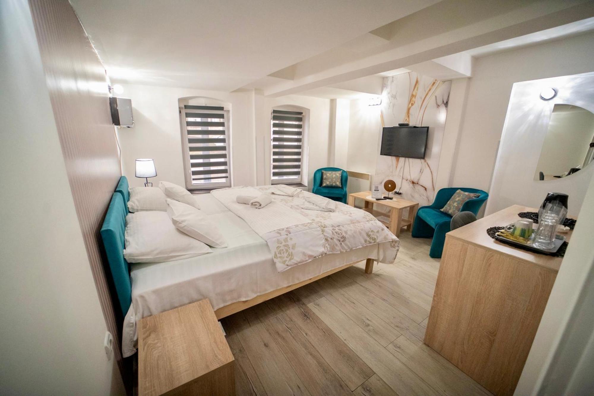 Apartmani Aleksandra U Centru Grada Kragujevac Zewnętrze zdjęcie