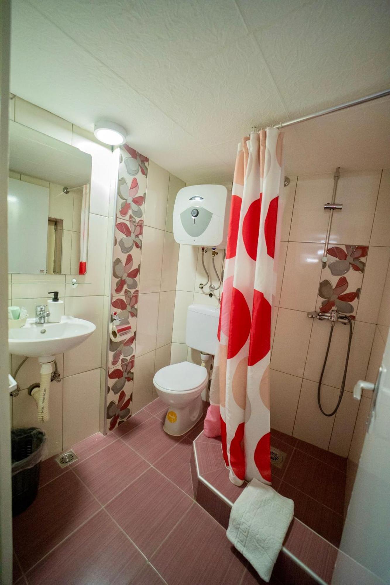 Apartmani Aleksandra U Centru Grada Kragujevac Zewnętrze zdjęcie