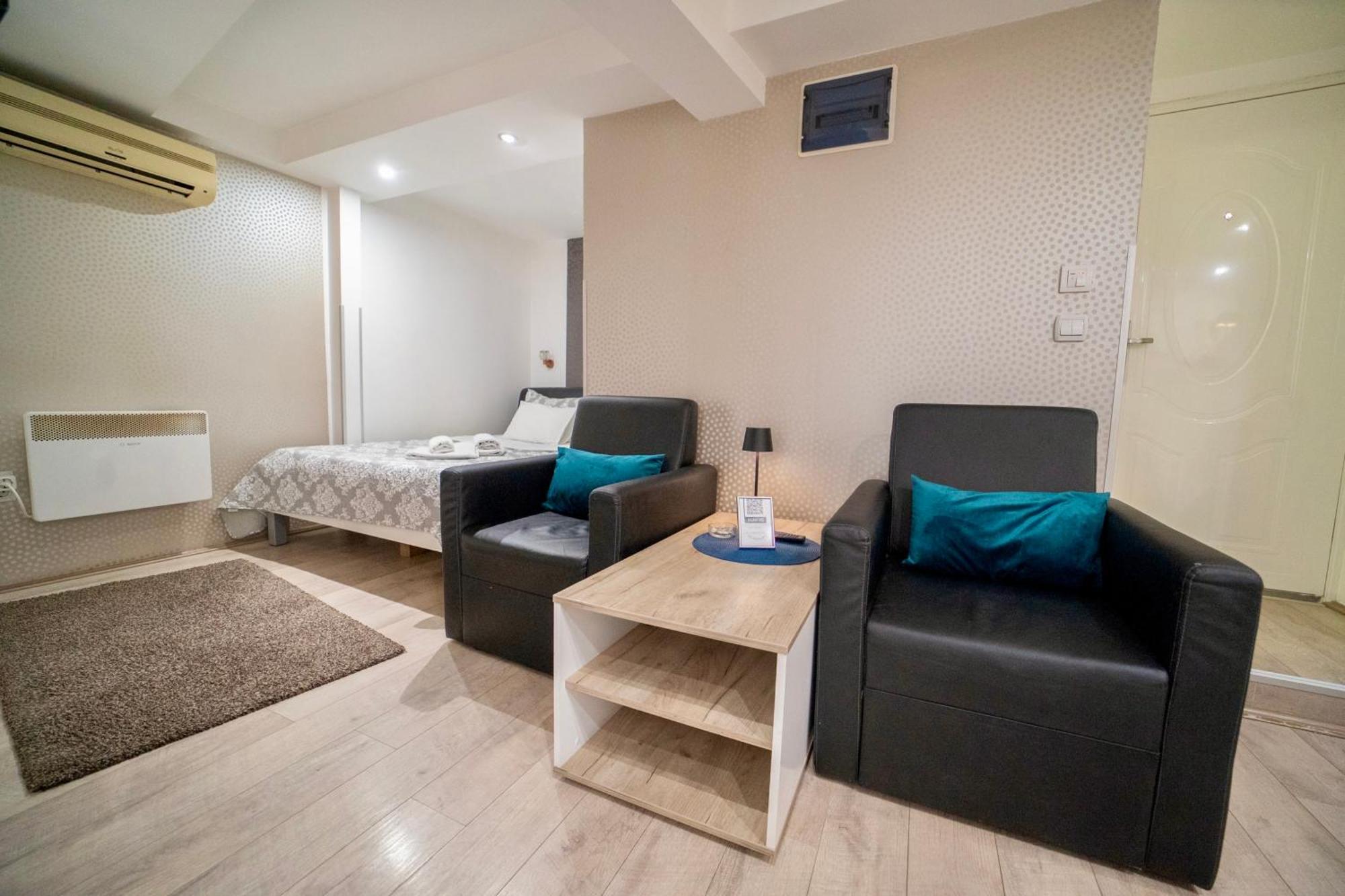 Apartmani Aleksandra U Centru Grada Kragujevac Zewnętrze zdjęcie