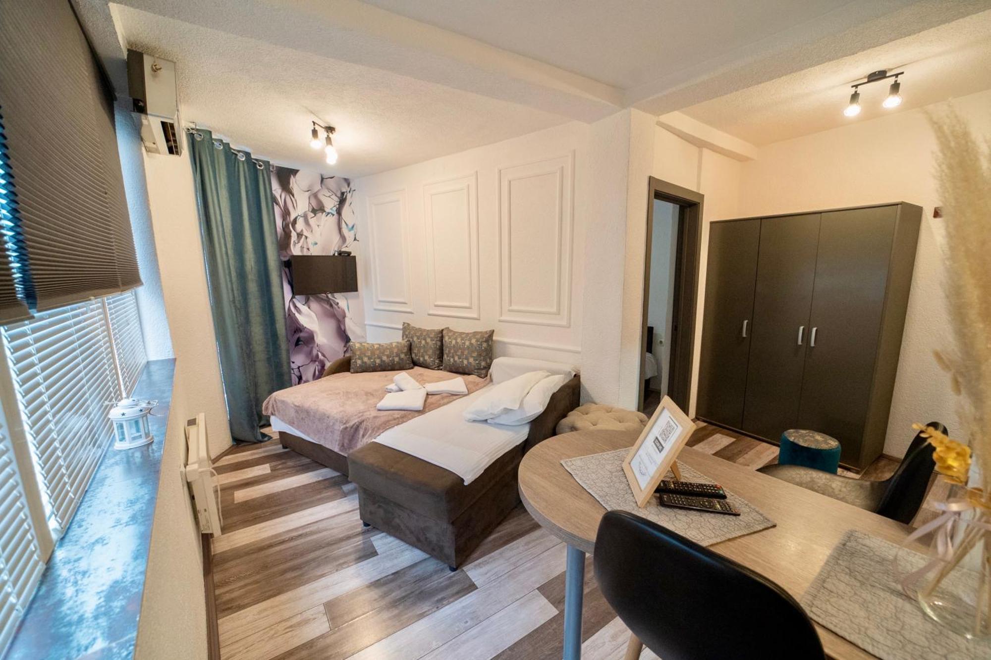 Apartmani Aleksandra U Centru Grada Kragujevac Zewnętrze zdjęcie